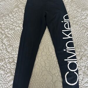 Calvin Klein capri Leggings with Bold Logo